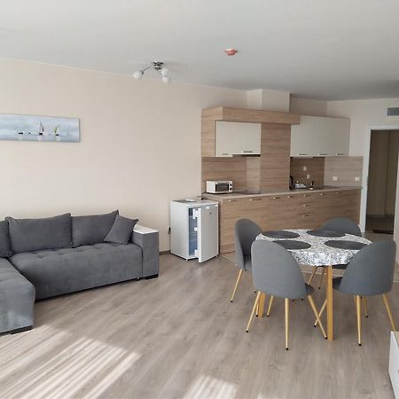 Aparthotel Apart Allure Dobi Primorsko Exterior foto