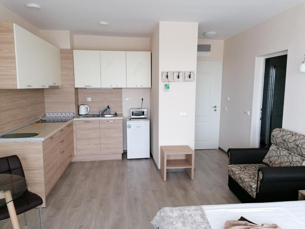 Aparthotel Apart Allure Dobi Primorsko Exterior foto
