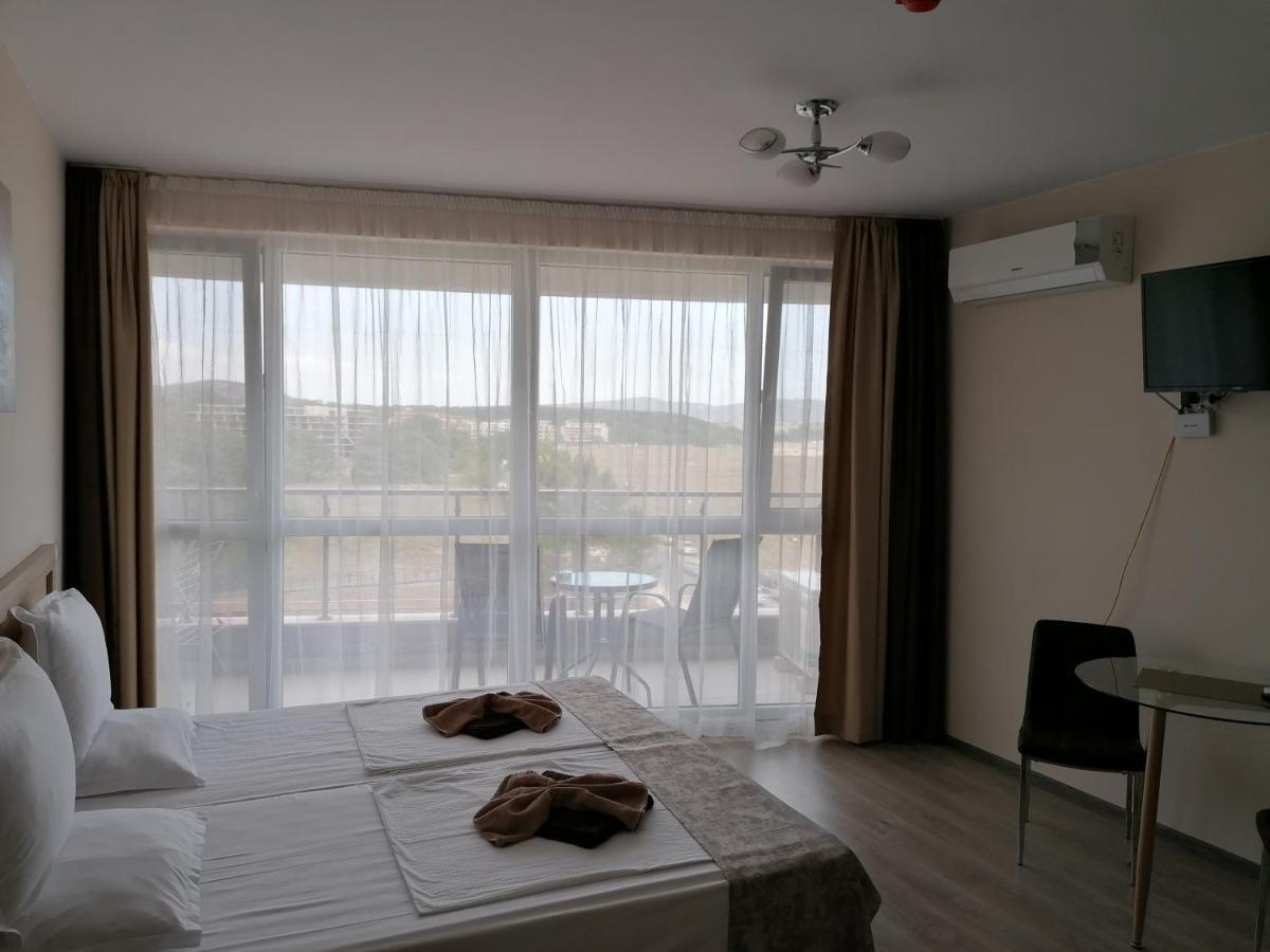 Aparthotel Apart Allure Dobi Primorsko Exterior foto