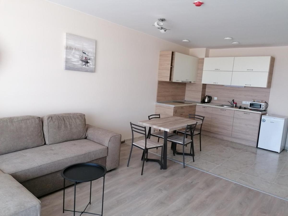Aparthotel Apart Allure Dobi Primorsko Exterior foto
