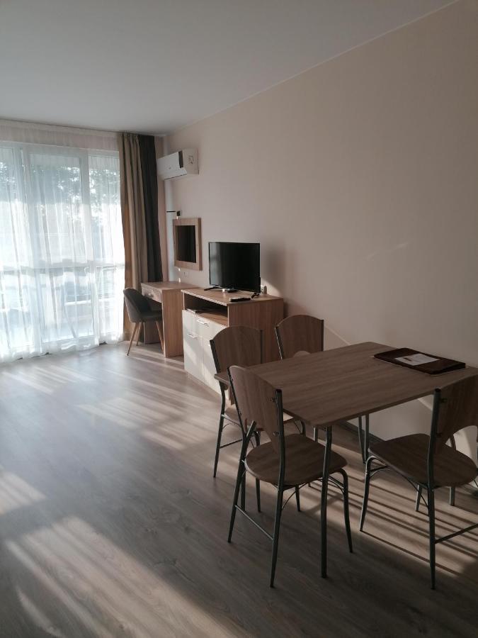 Aparthotel Apart Allure Dobi Primorsko Exterior foto