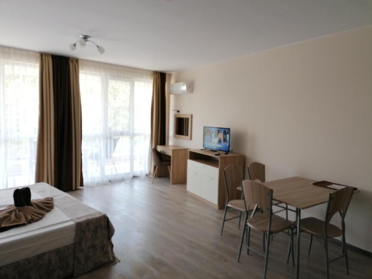 Aparthotel Apart Allure Dobi Primorsko Exterior foto