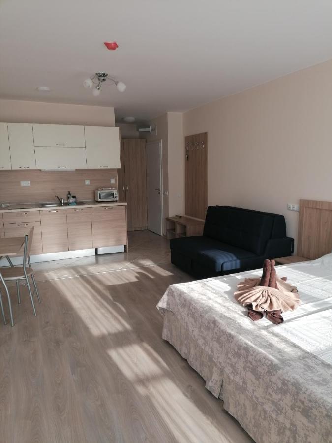 Aparthotel Apart Allure Dobi Primorsko Exterior foto