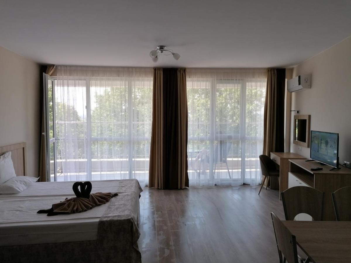 Aparthotel Apart Allure Dobi Primorsko Exterior foto