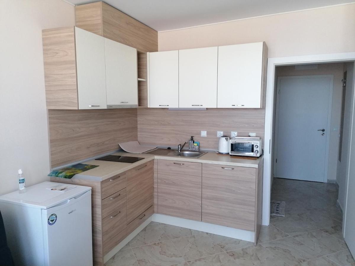 Aparthotel Apart Allure Dobi Primorsko Exterior foto